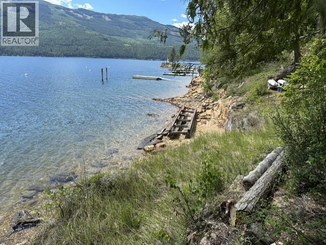  6432 Sunnybrae Canoe-Point Road, Tappen