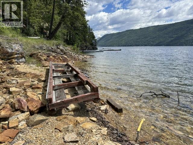  6432 Sunnybrae Canoe-Point Road, Tappen
