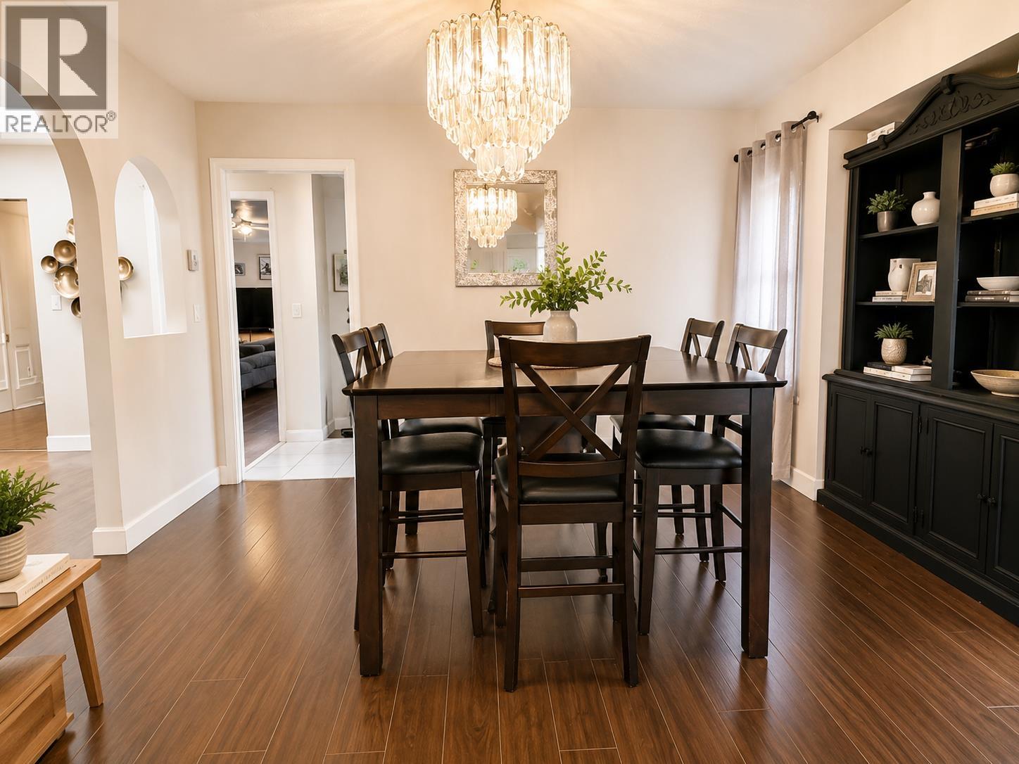38304 WESTWAY AVENUE, Squamish