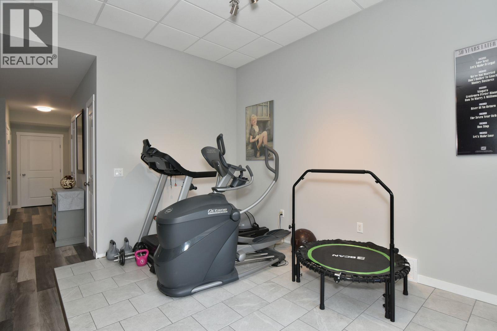 2592 Alpen Paradies Road Unit# #38, Blind Bay