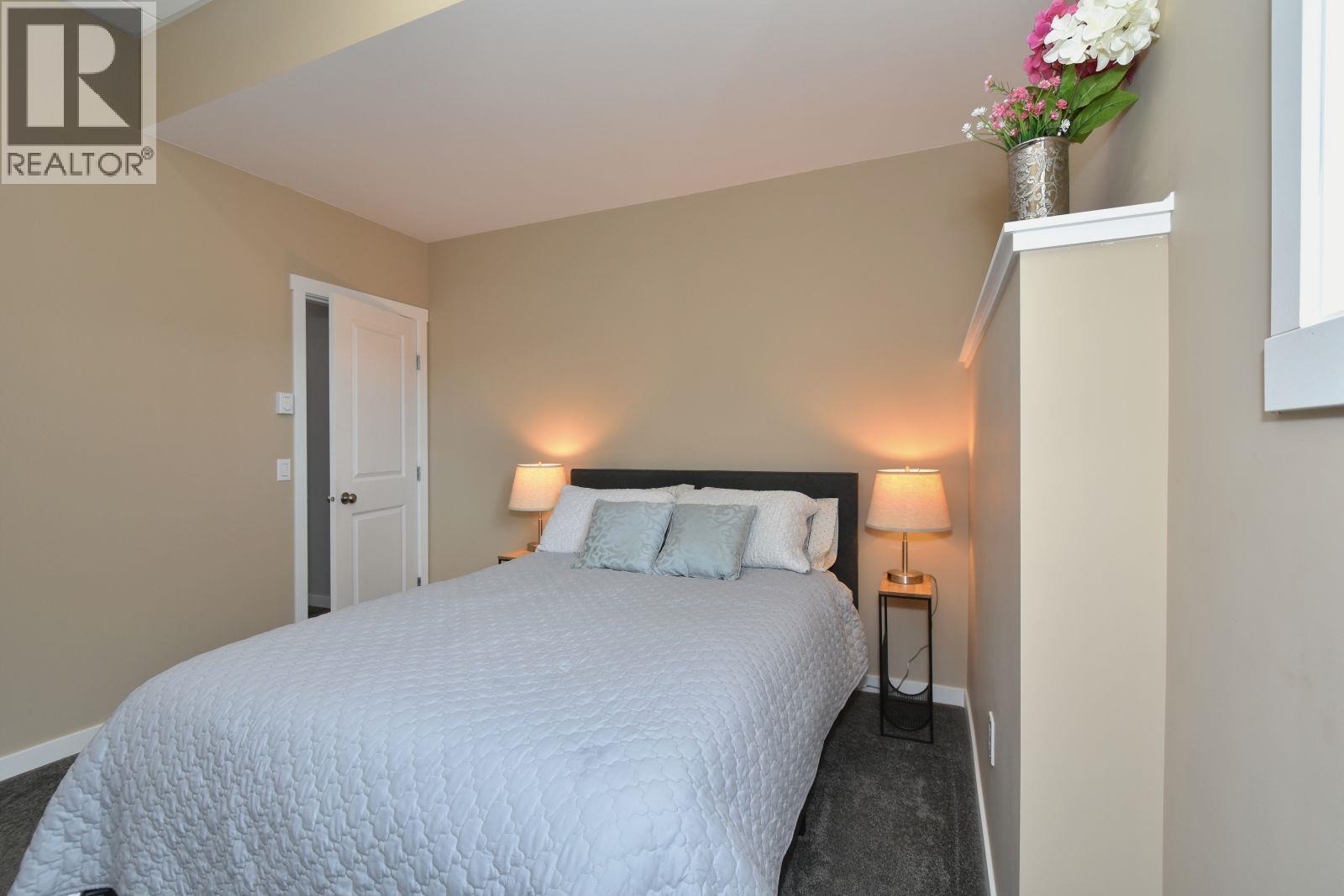 2592 Alpen Paradies Road Unit# #38, Blind Bay