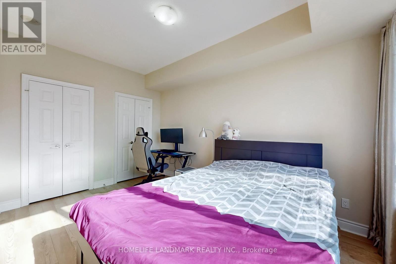 #163 23 COX BOULEVARD - 14