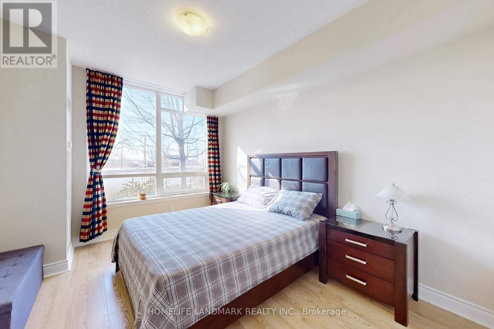 #163 23 COX BOULEVARD - 17