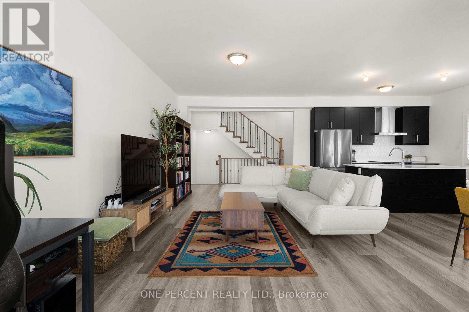 129 COLBORNE STREET E - 12