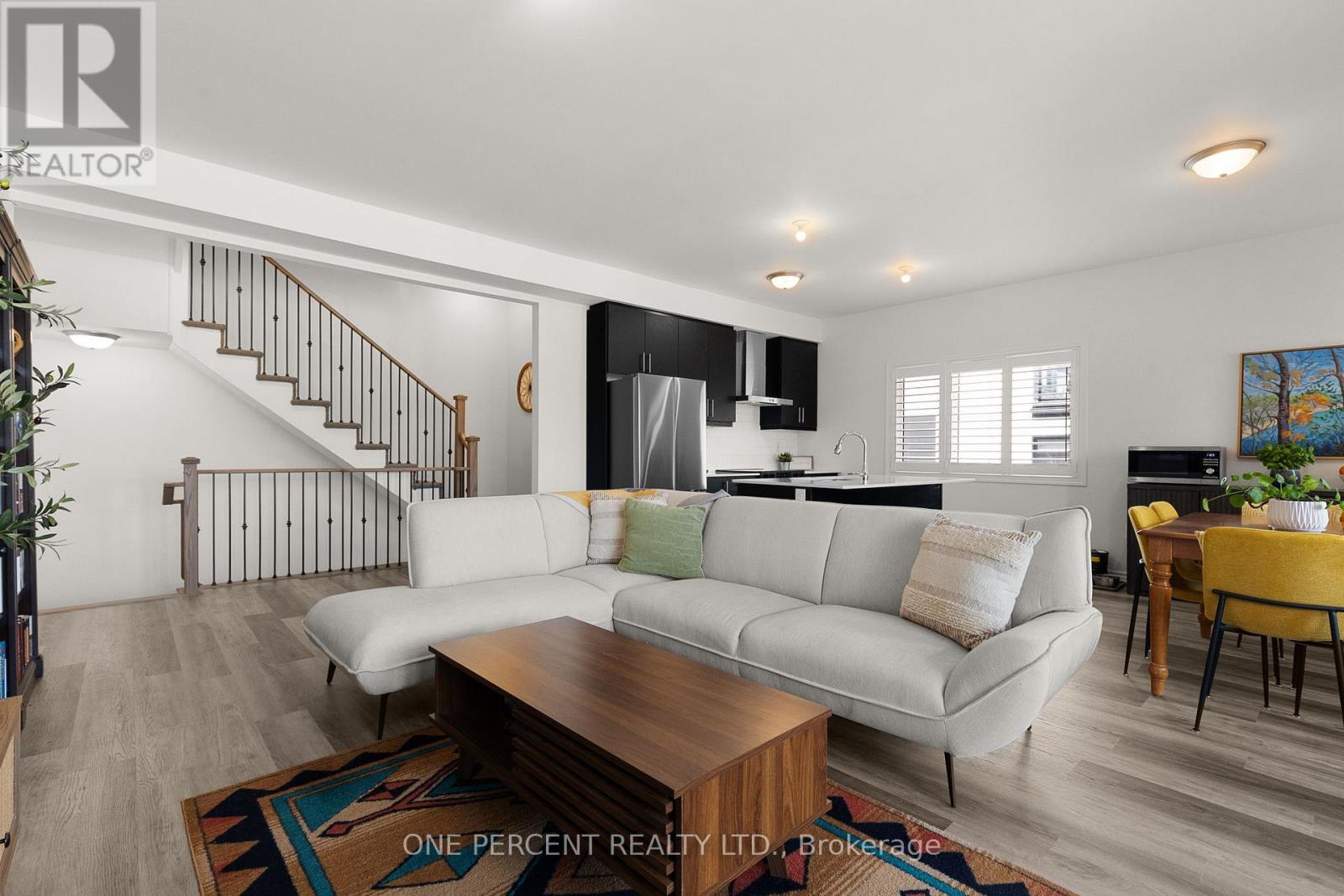129 COLBORNE STREET E - 13