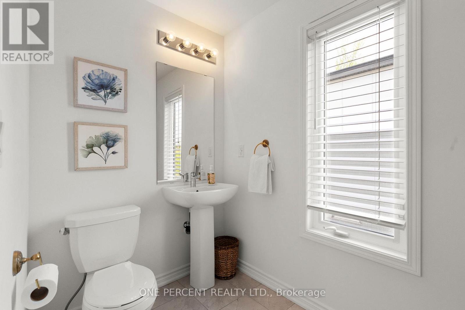 129 COLBORNE STREET E - 22