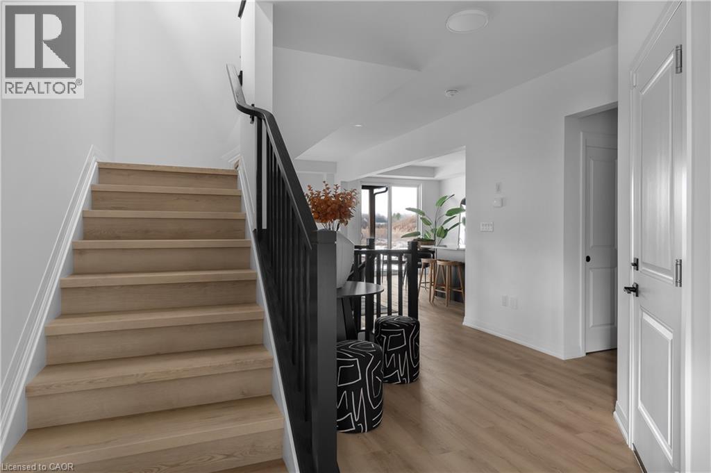 953 CLARE Avenue - 25