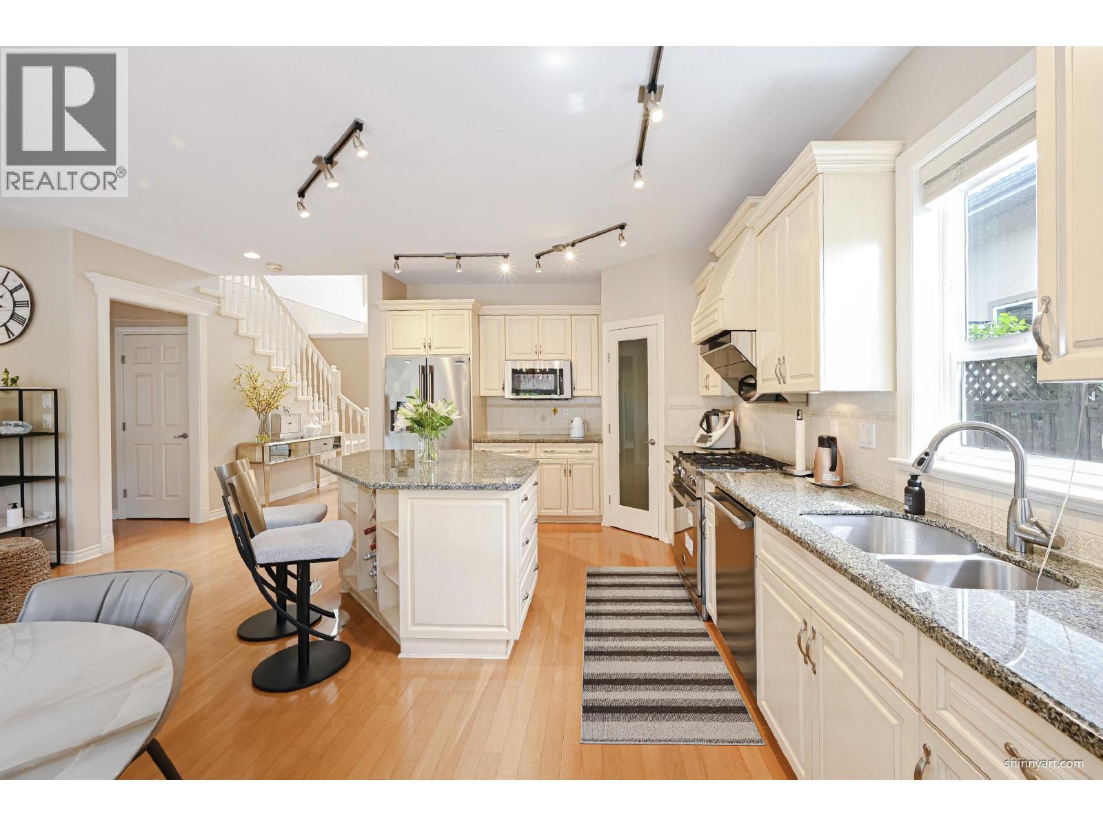 6113 PEARKES DRIVE, Richmond