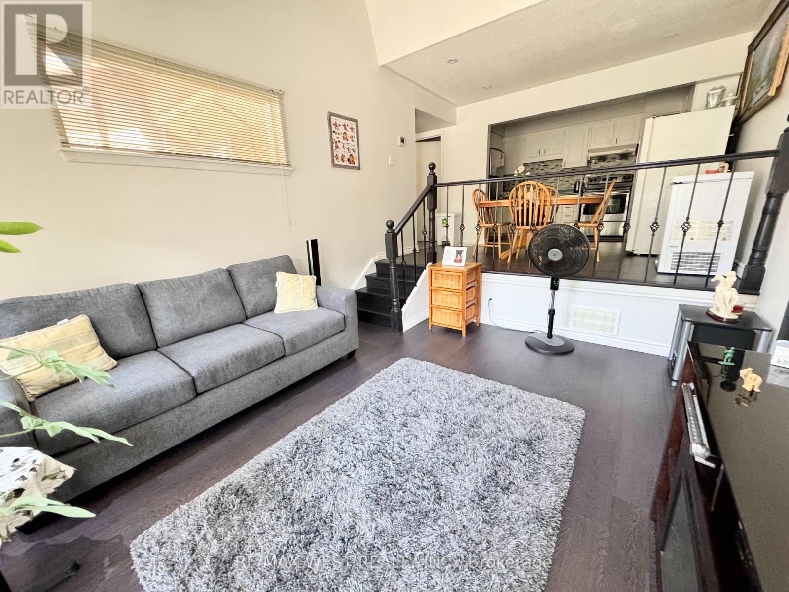 #234 260 JOHN GARLAND BOULEVARD - 5