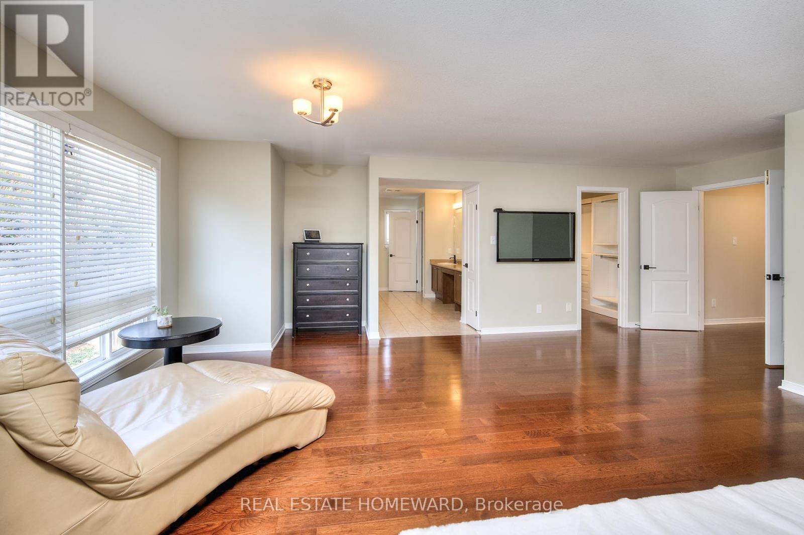 225 RIDGEMERE COURT - 19