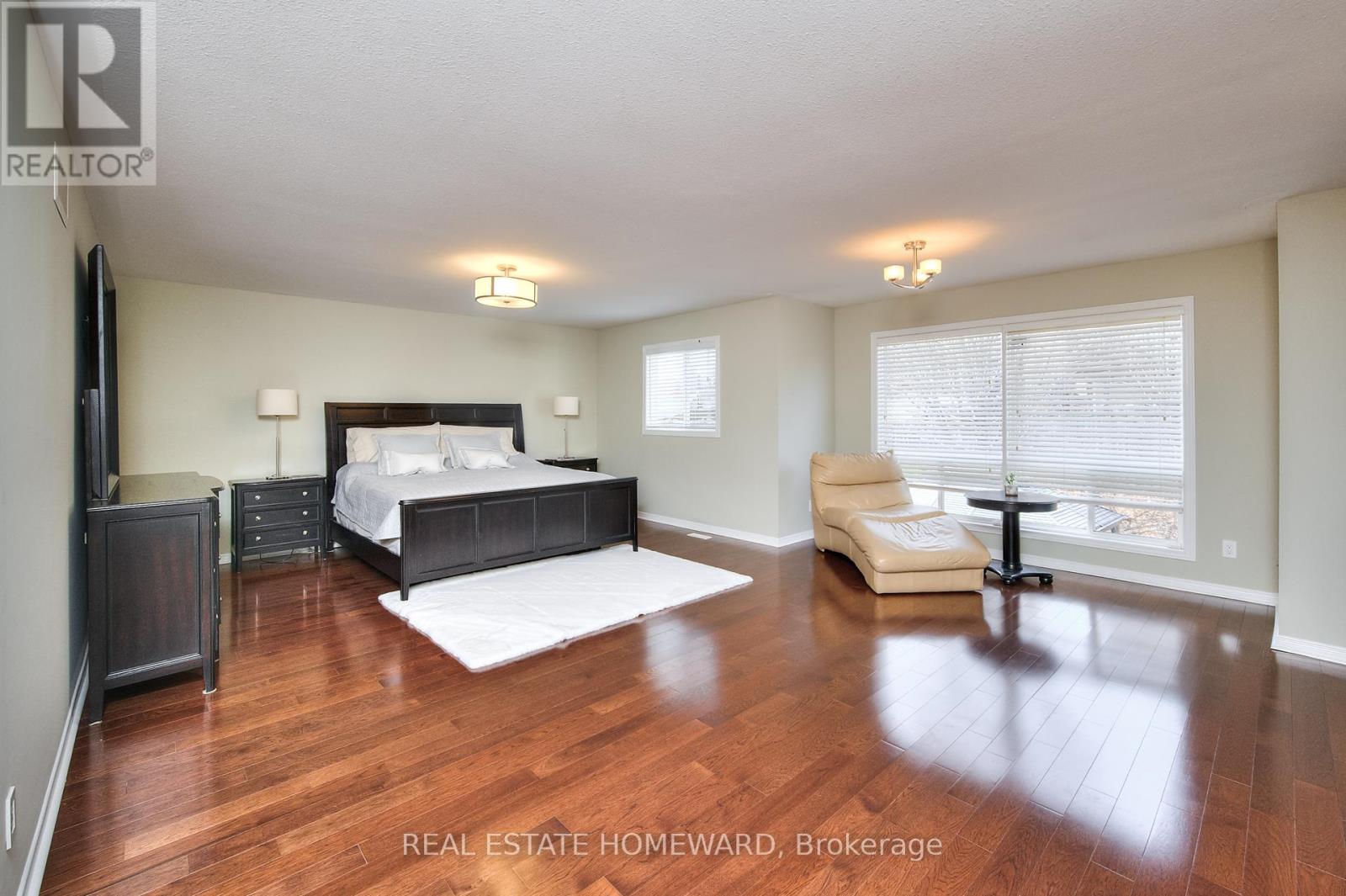 225 RIDGEMERE COURT - 18