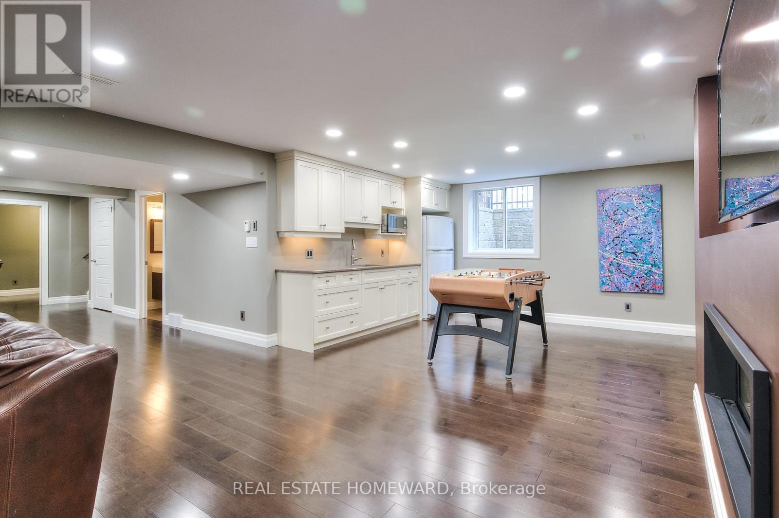 225 RIDGEMERE COURT - 27