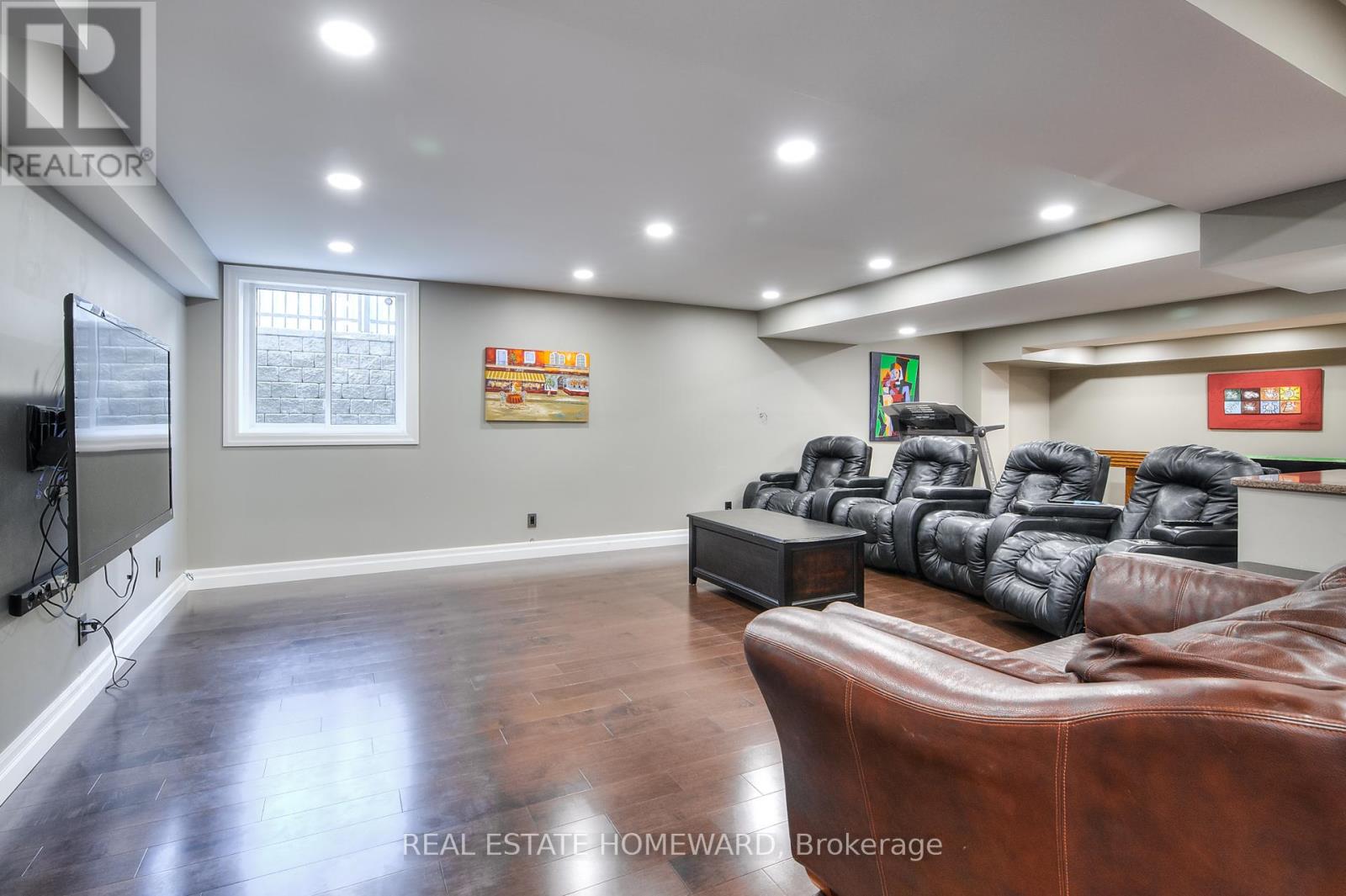 225 RIDGEMERE COURT - 26