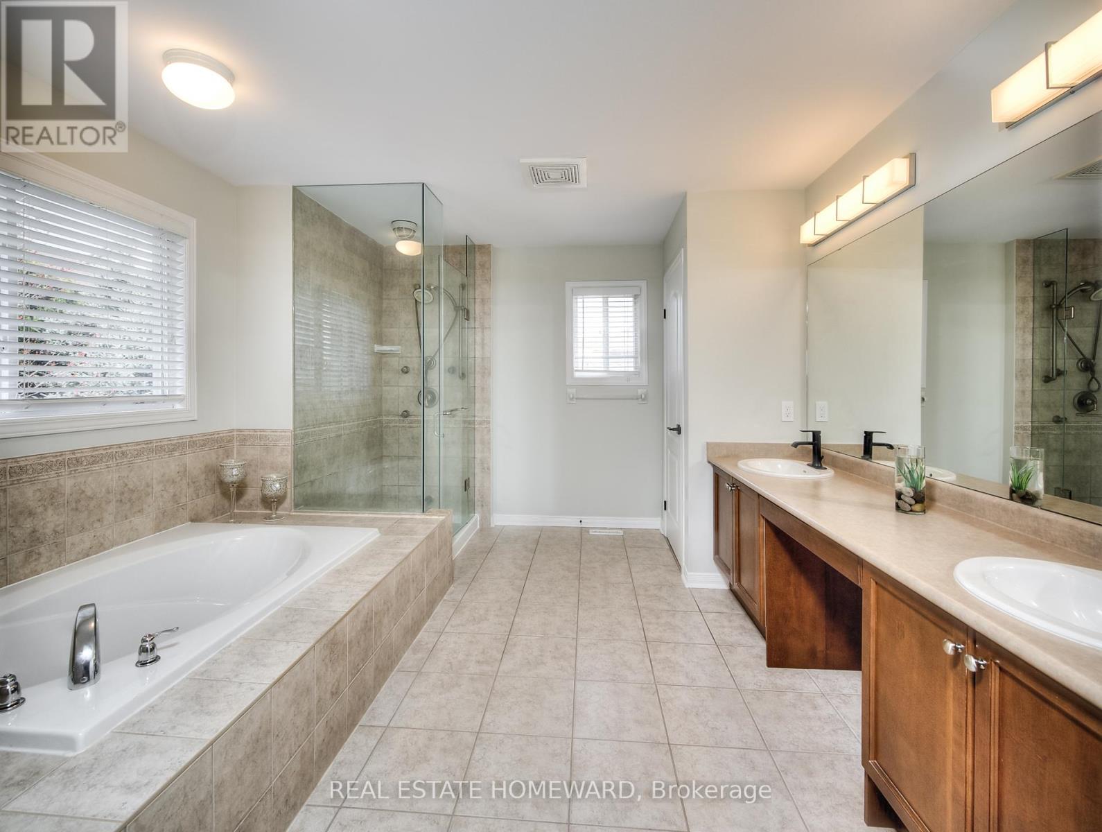225 RIDGEMERE COURT - 28