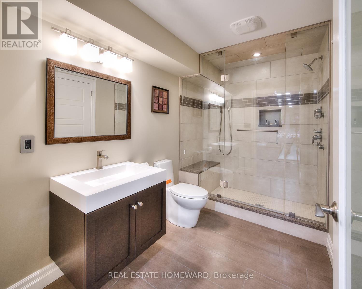 225 RIDGEMERE COURT - 30