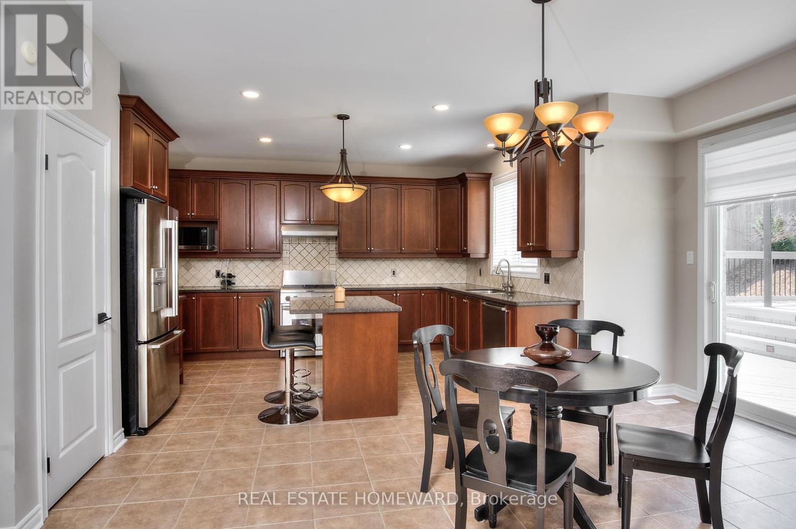 225 RIDGEMERE COURT - 9