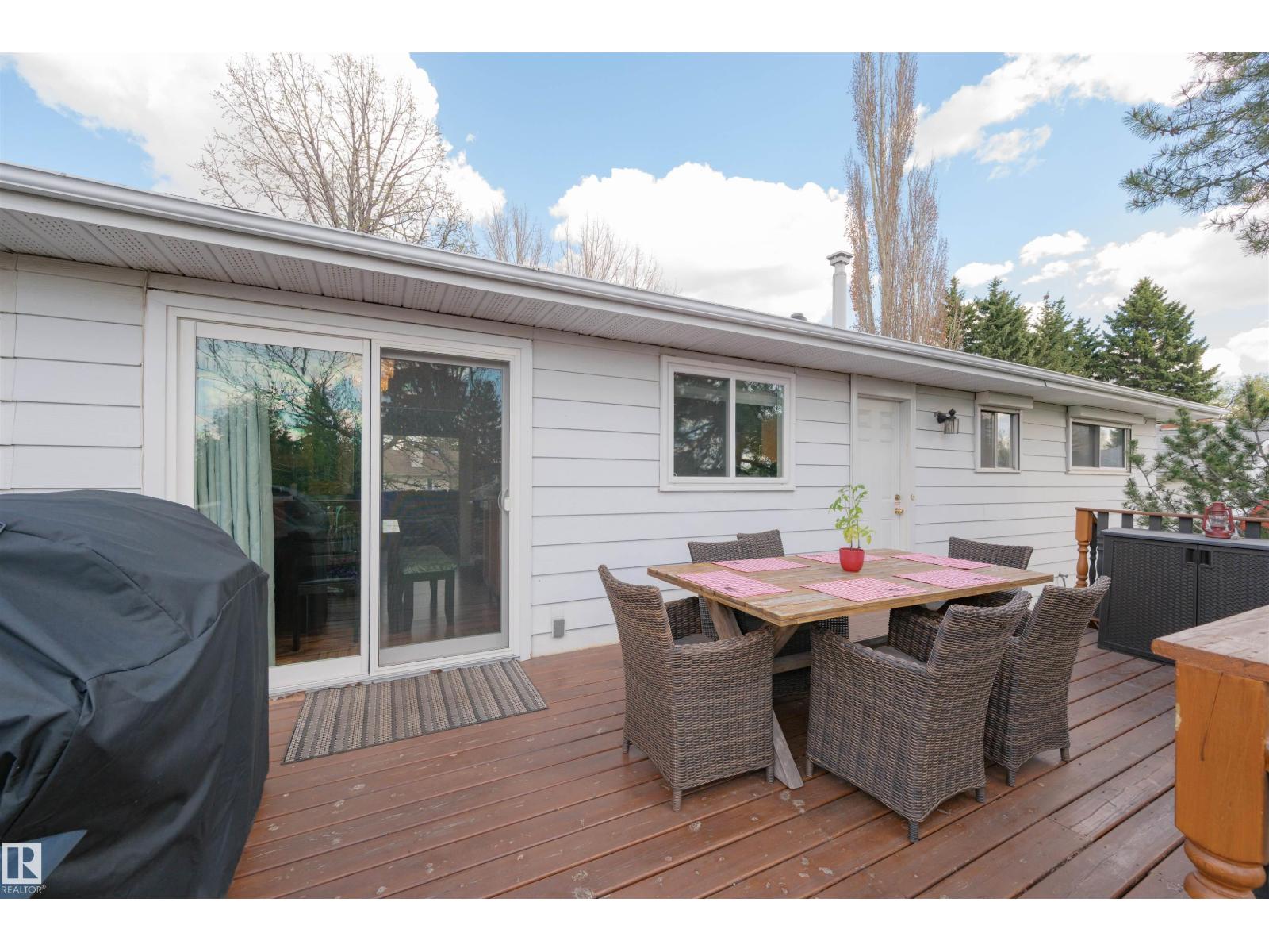4012 86 ST NW - 25