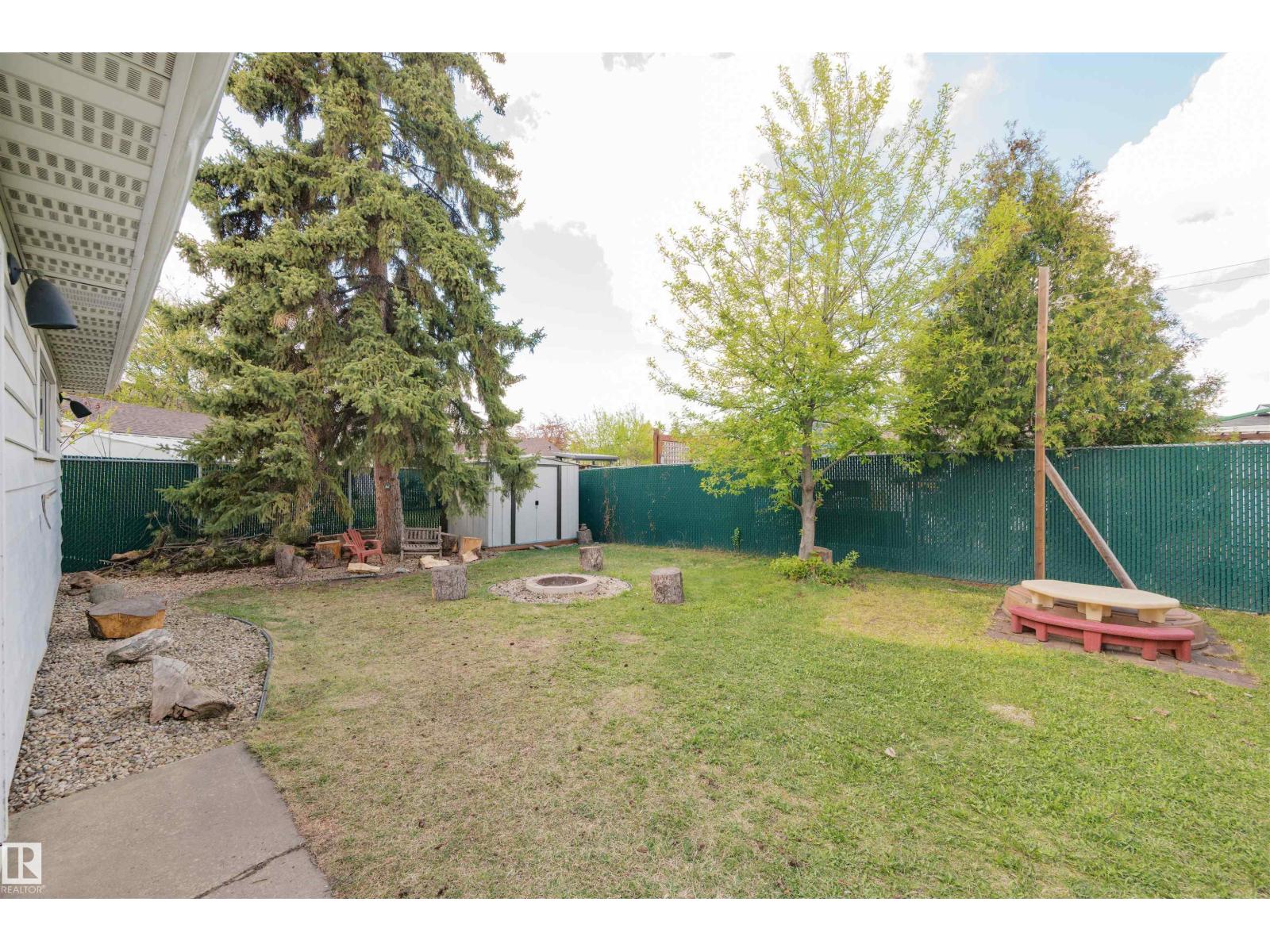 4012 86 ST NW - 28
