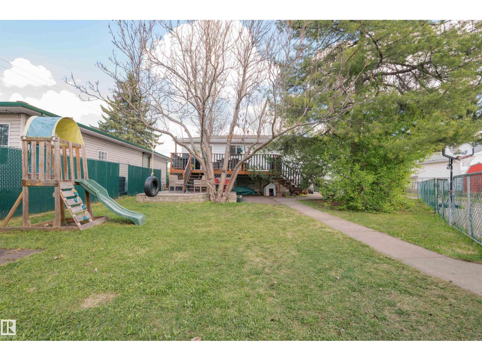 4012 86 ST NW - 29