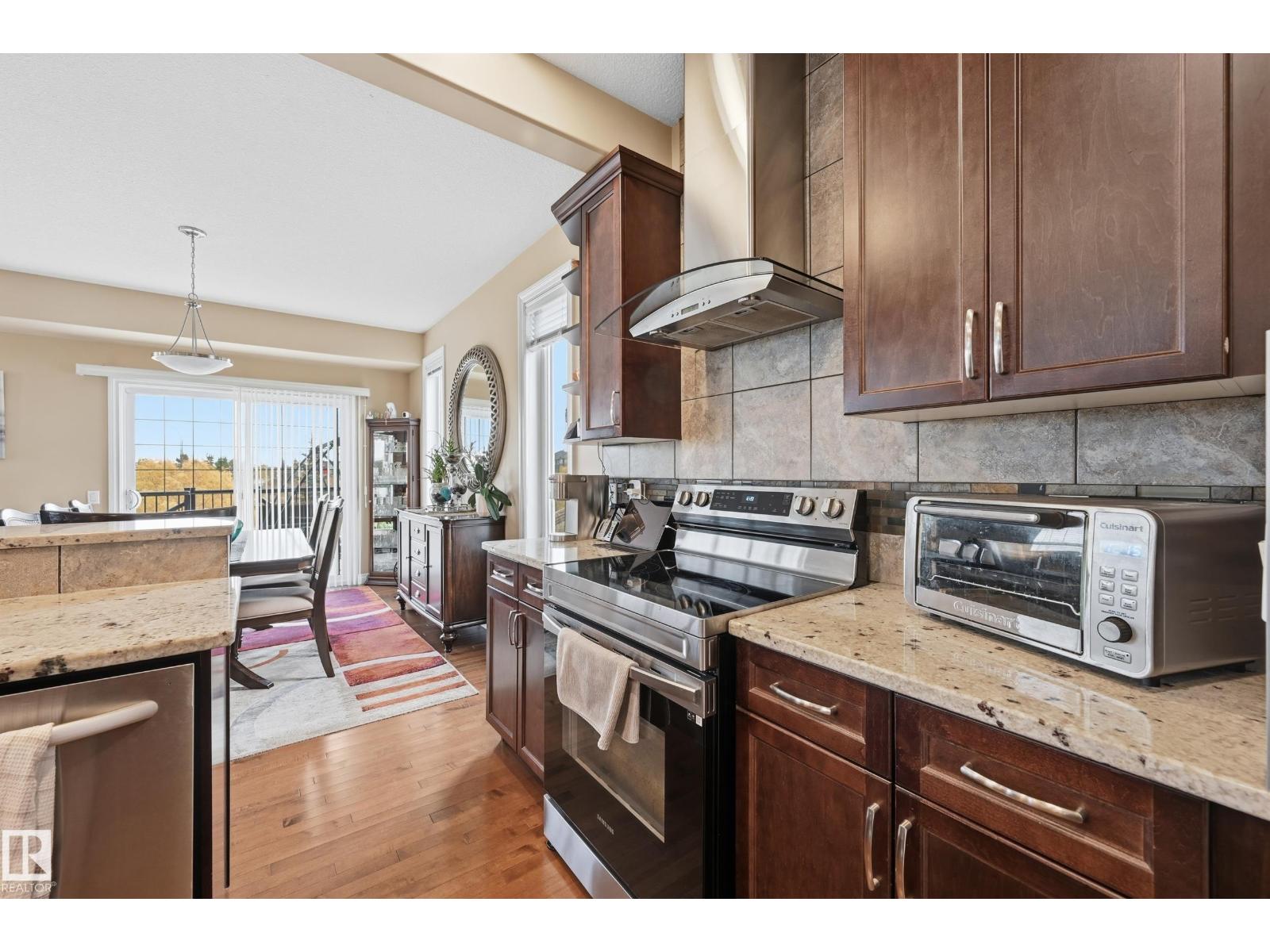 1590 Chapman WY SW - 10