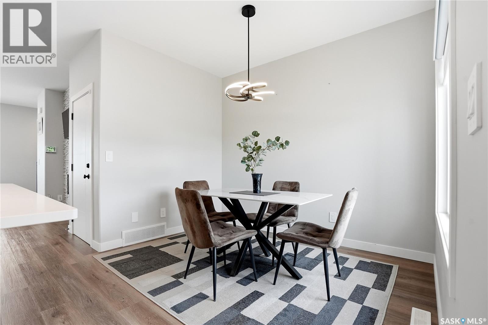 199 Kostiuk CRESCENT - 18