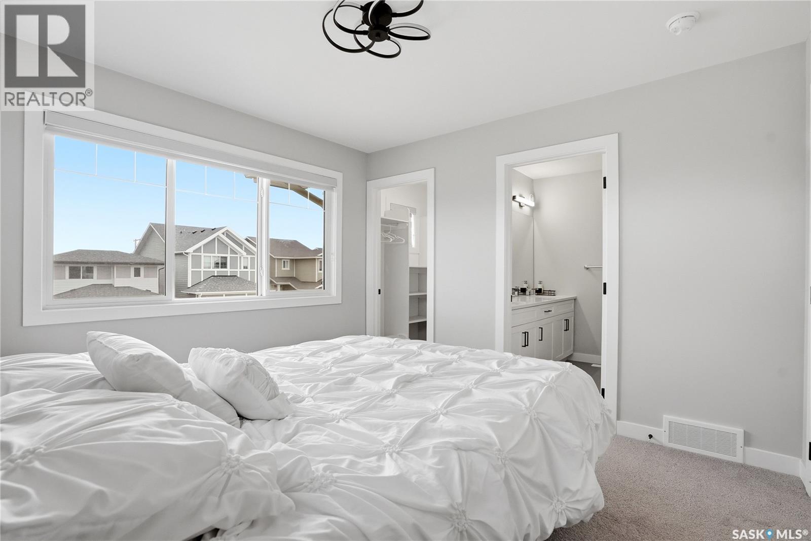 199 Kostiuk CRESCENT - 22