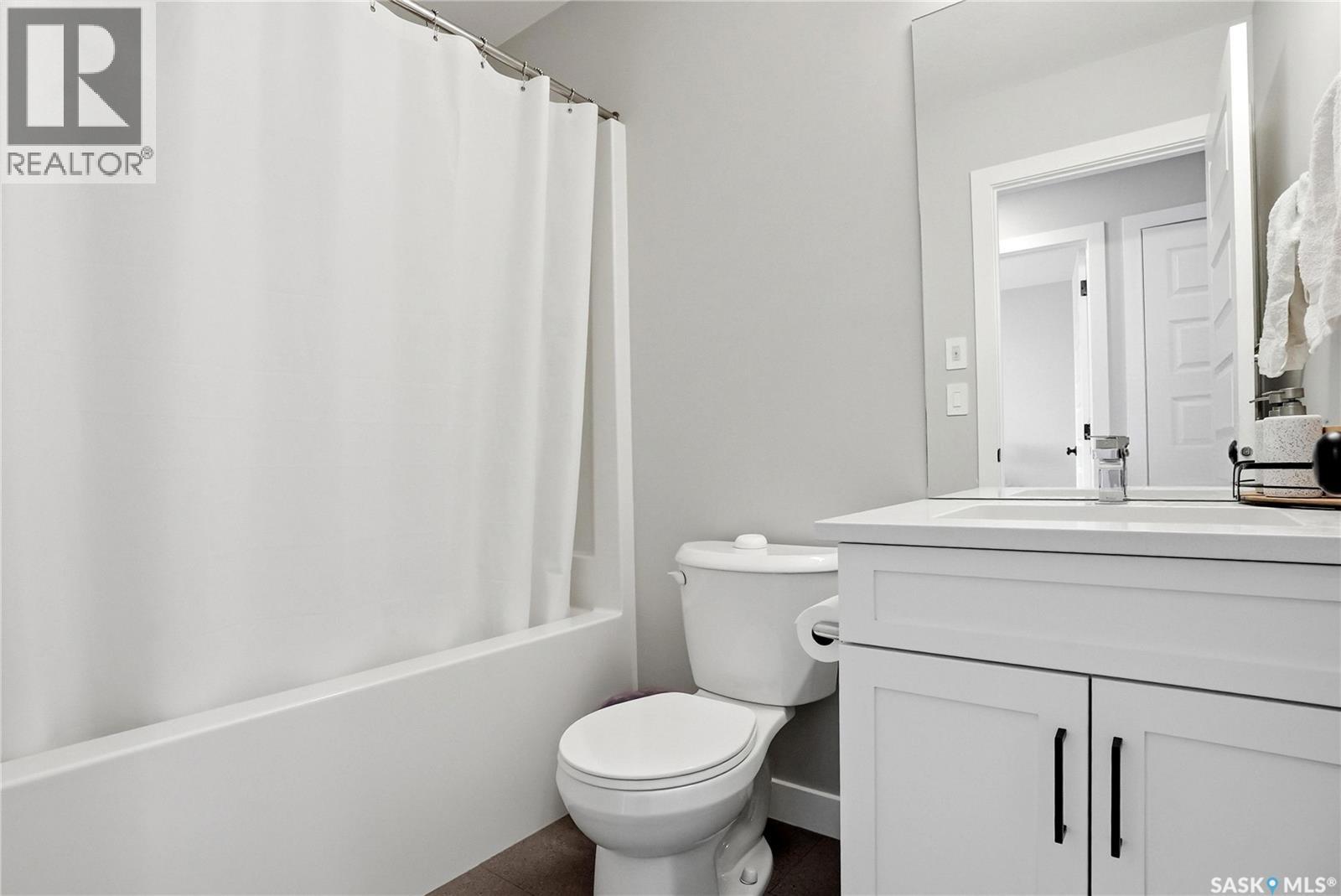 199 Kostiuk CRESCENT - 30
