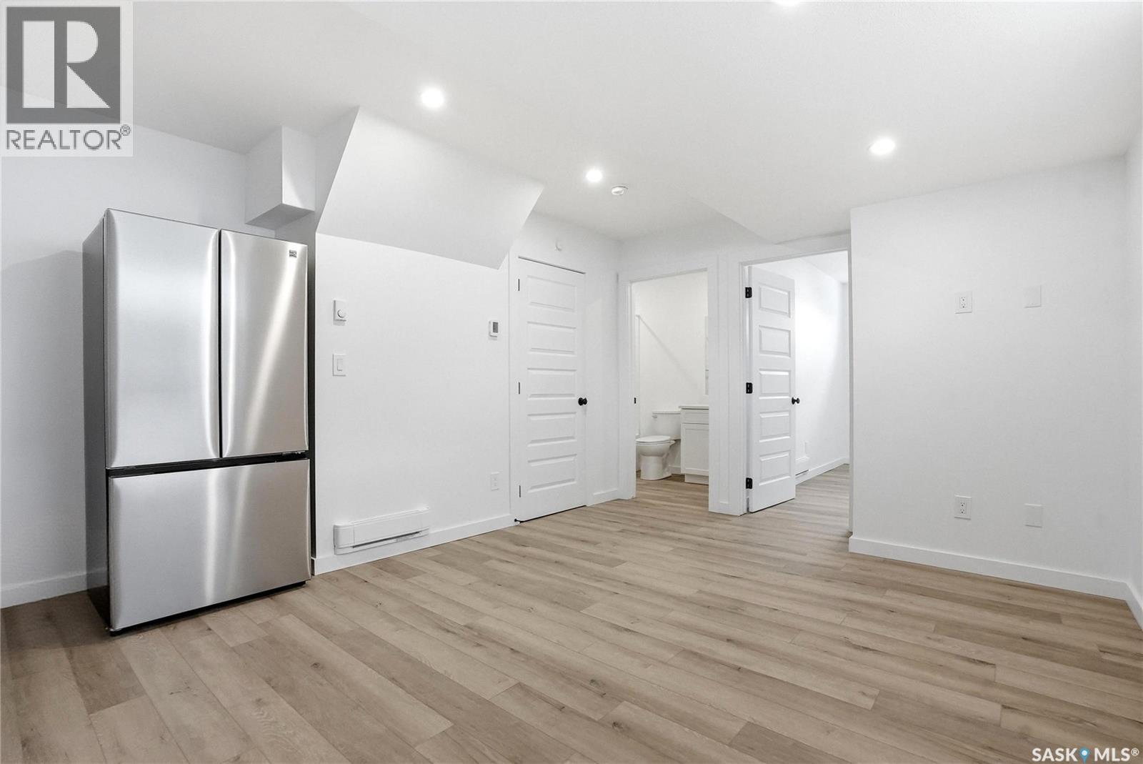 199 Kostiuk CRESCENT - 39