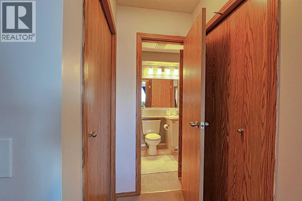 234 Martinvalley Mews NE - 15