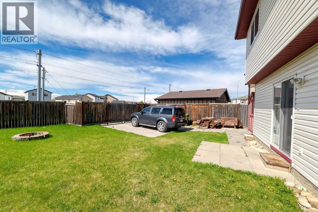 234 Martinvalley Mews NE - 24