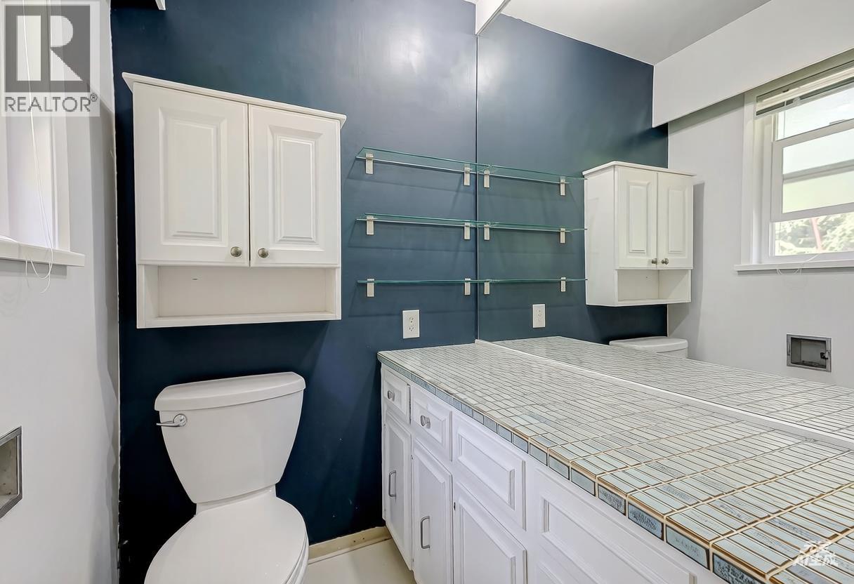 6 Bed, 3 Bath House for Sale in Delta – 5105 8A AVENUE, Delta - Image 12