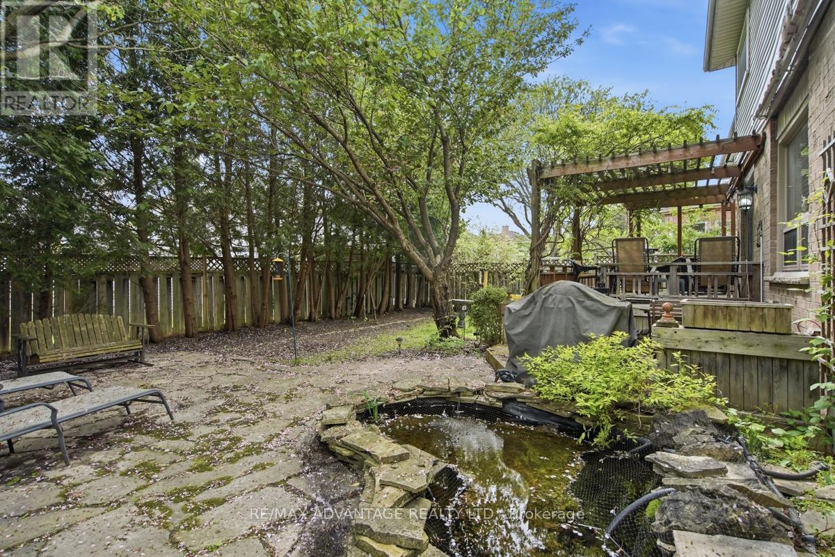 51 LAUREL CRESCENT - 7