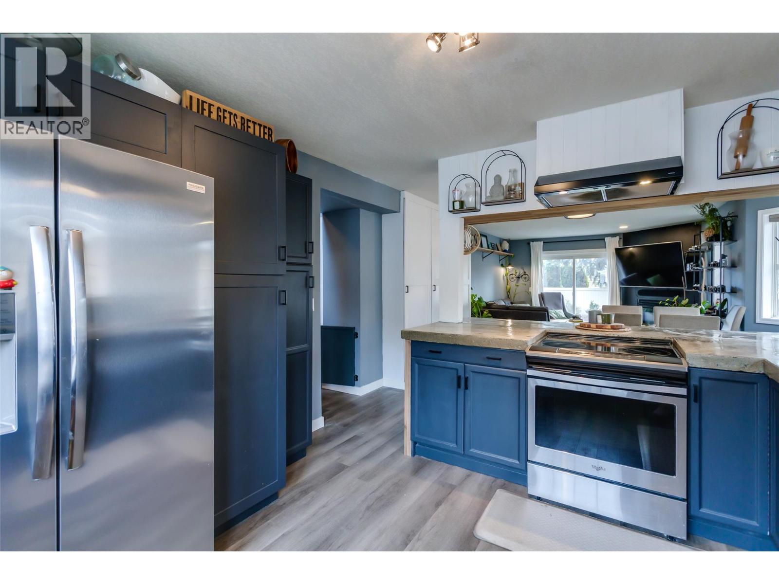 527 Yates Road Unit# 5, Kelowna