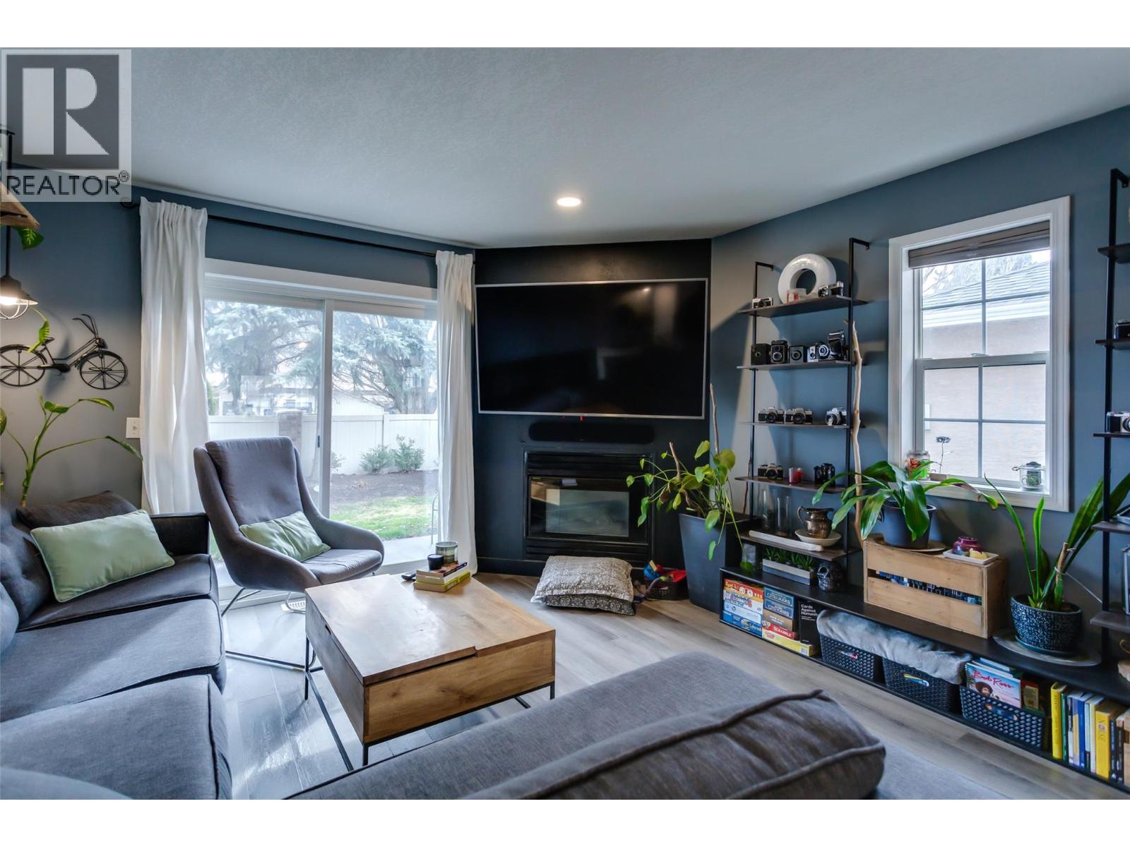 527 Yates Road Unit# 5, Kelowna