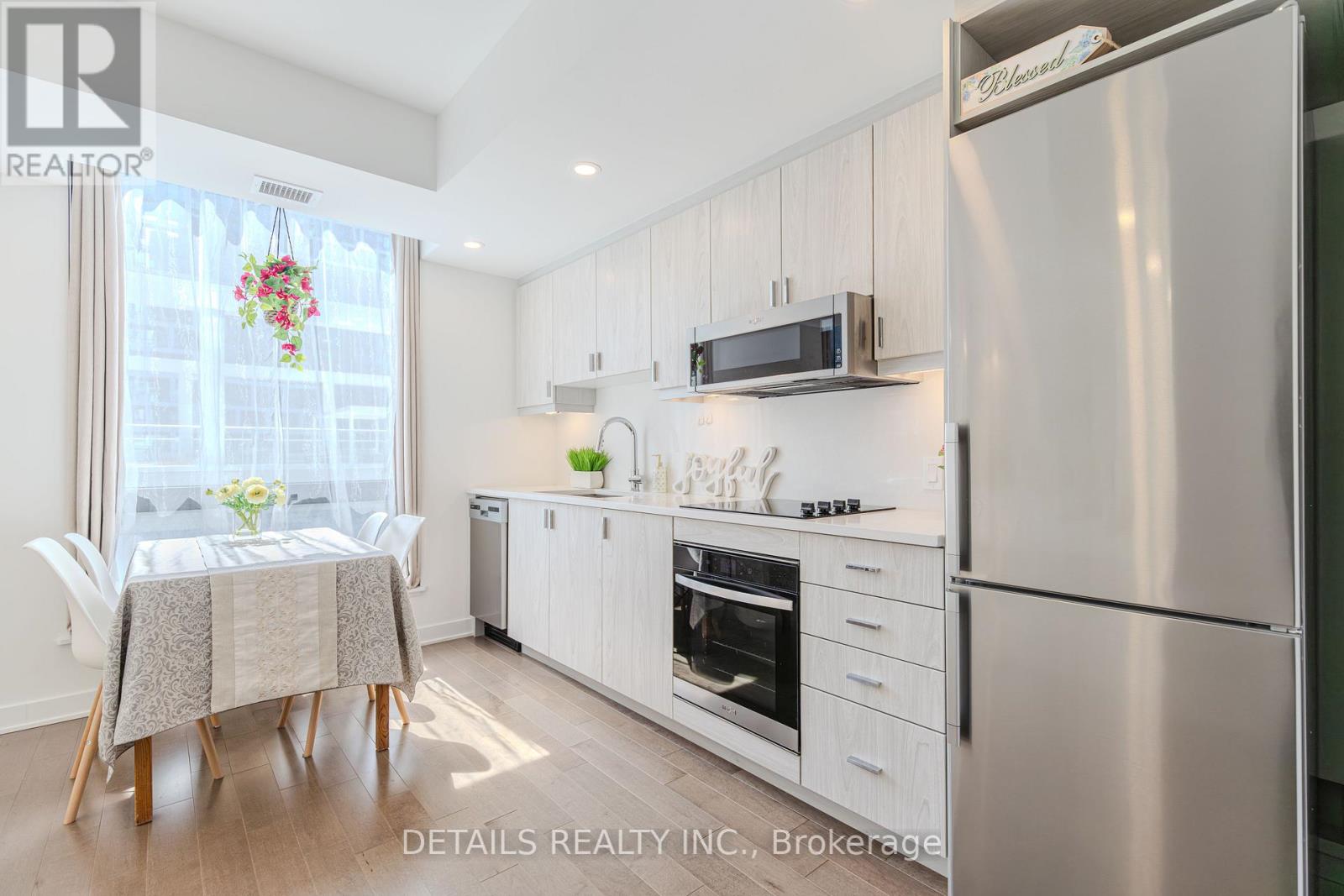 #1008 340 QUEEN STREET - 10