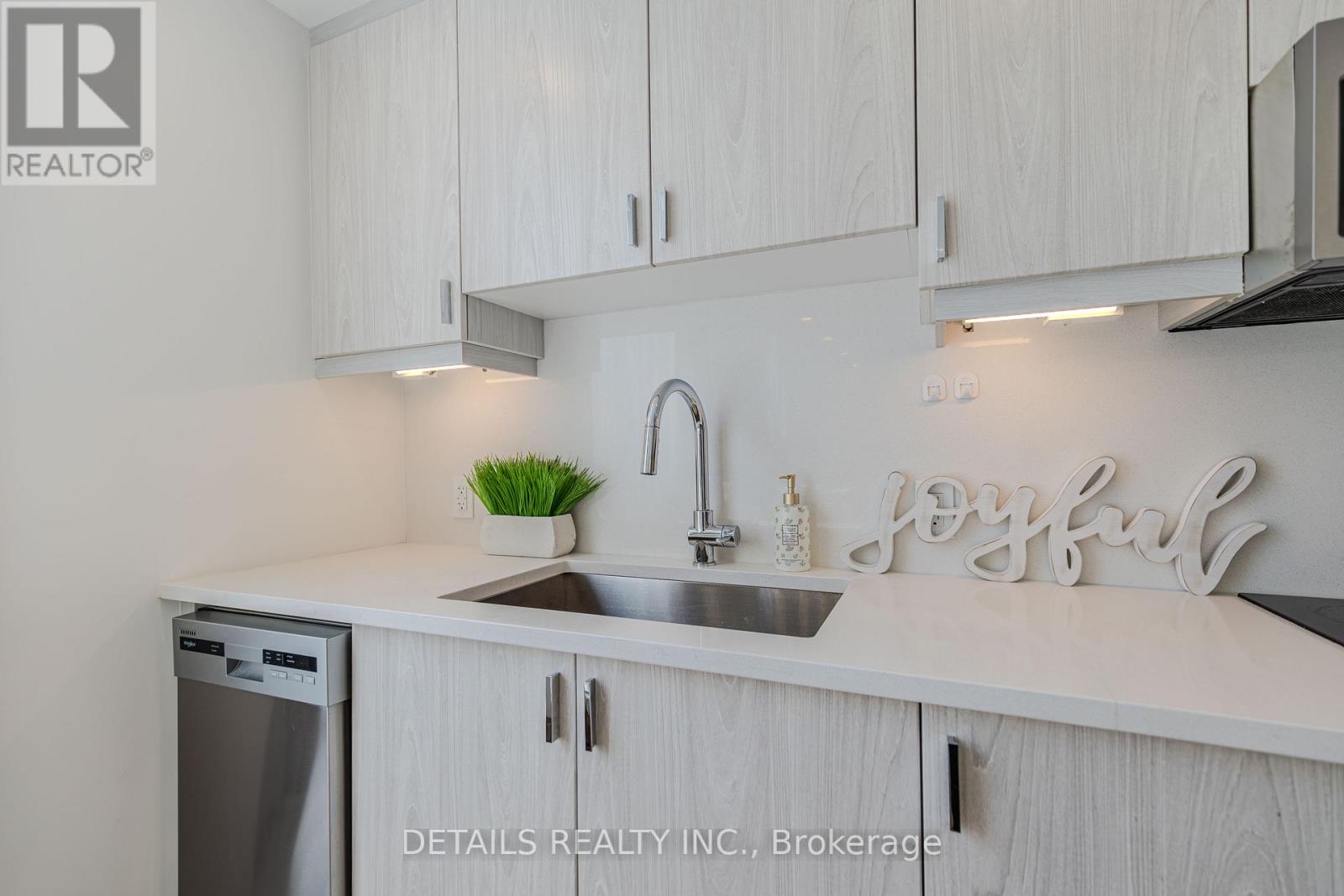#1008 340 QUEEN STREET - 11