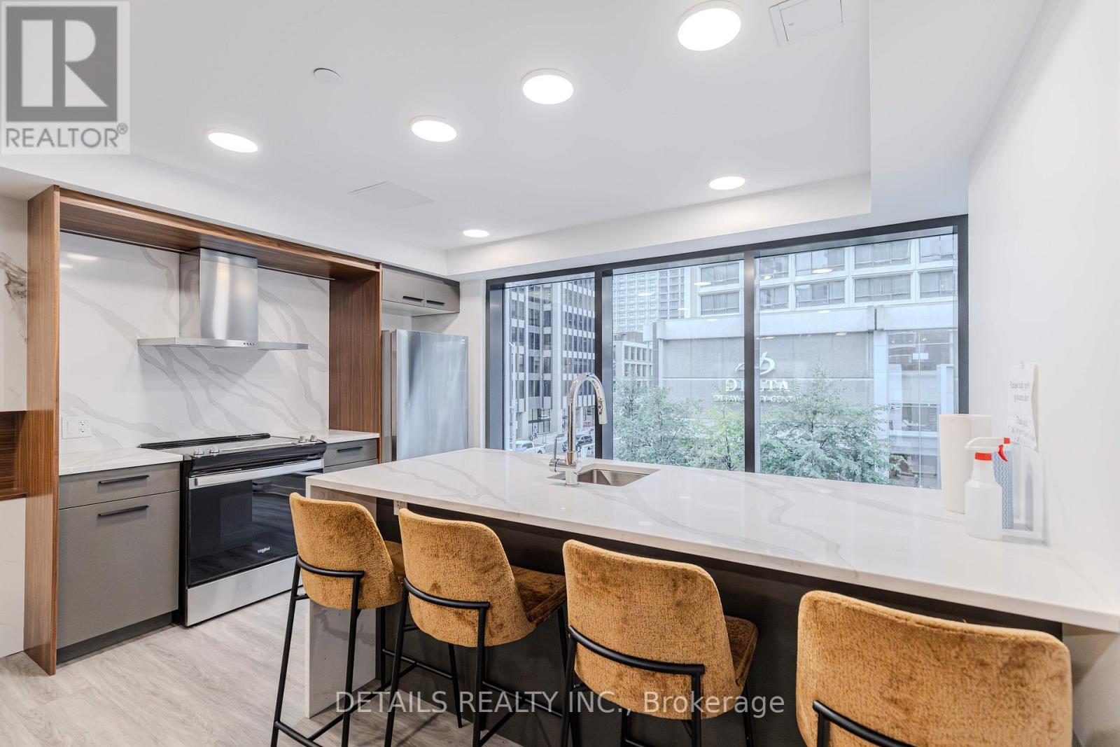 #1008 340 QUEEN STREET - 22