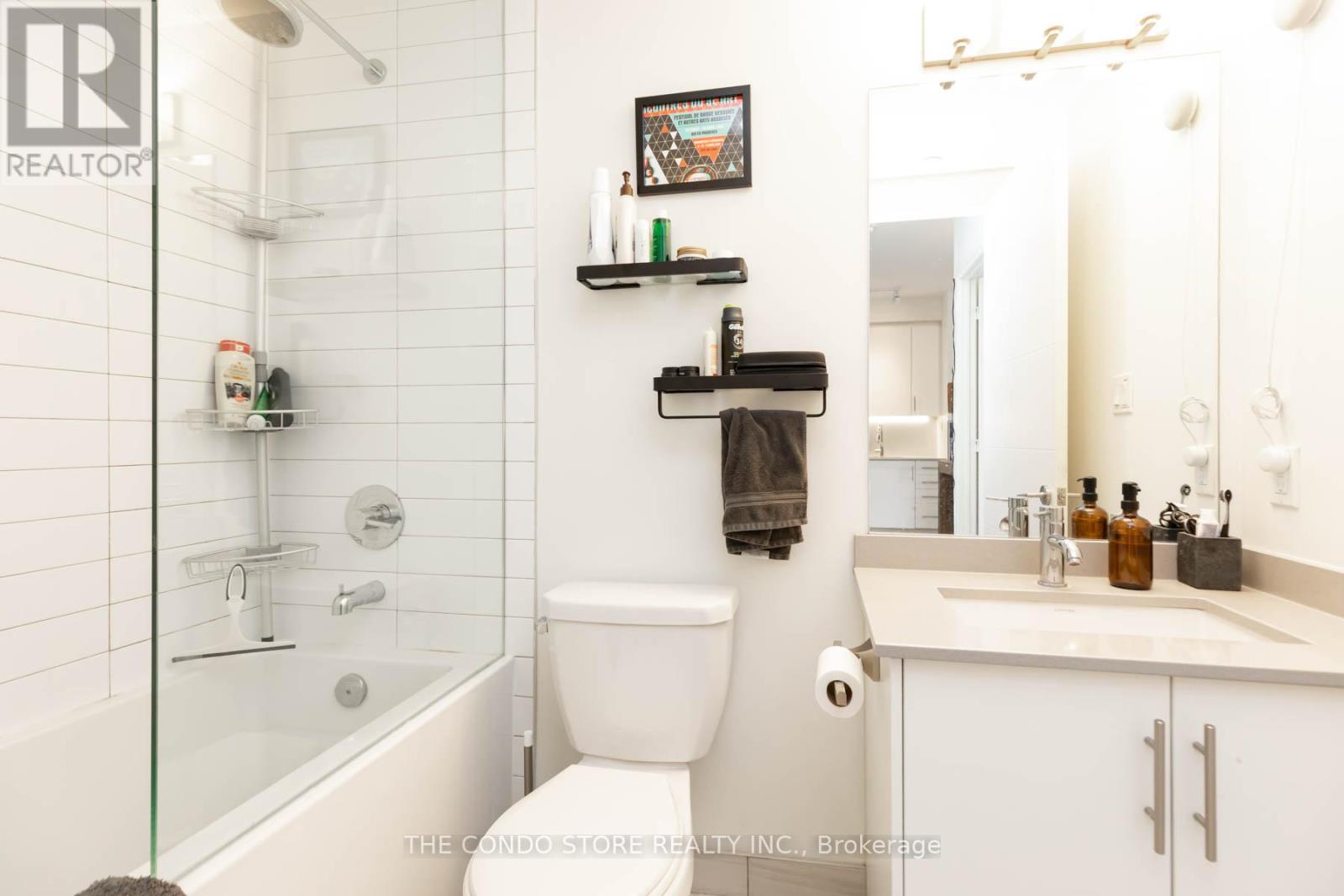 #611 460 ADELAIDE STREET E - 19