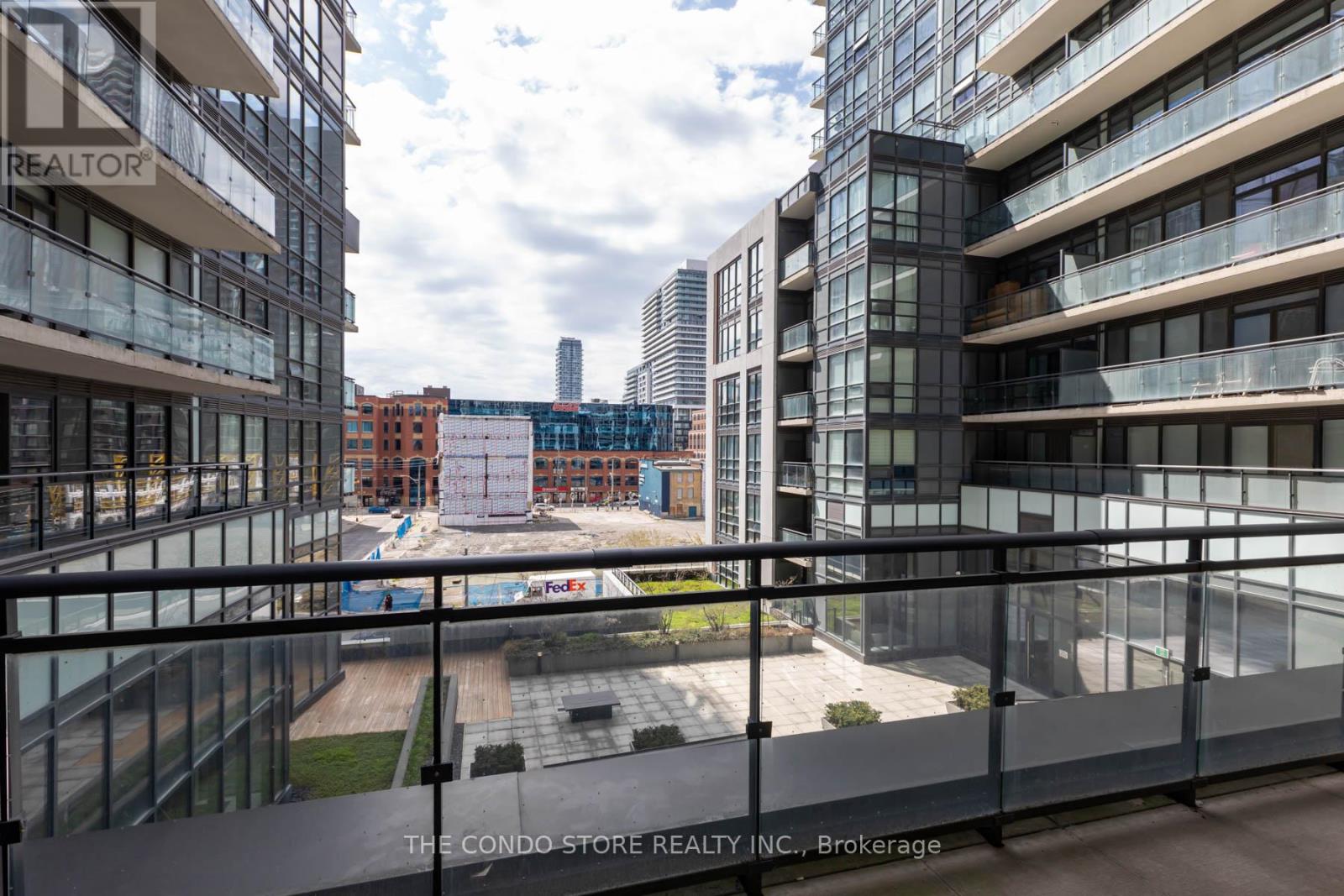 #611 460 ADELAIDE STREET E - 25