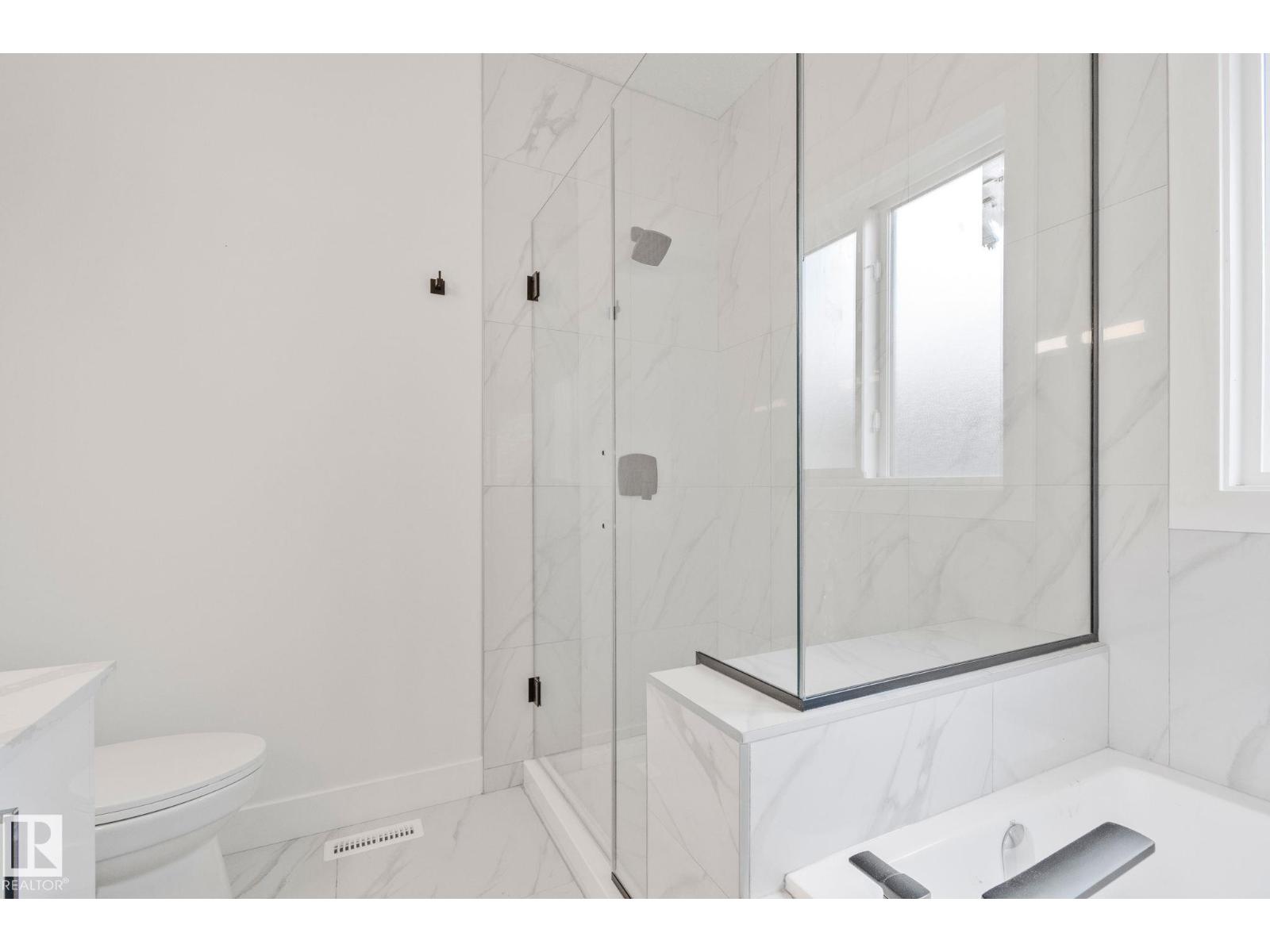 11140 126 ST E NW - 15