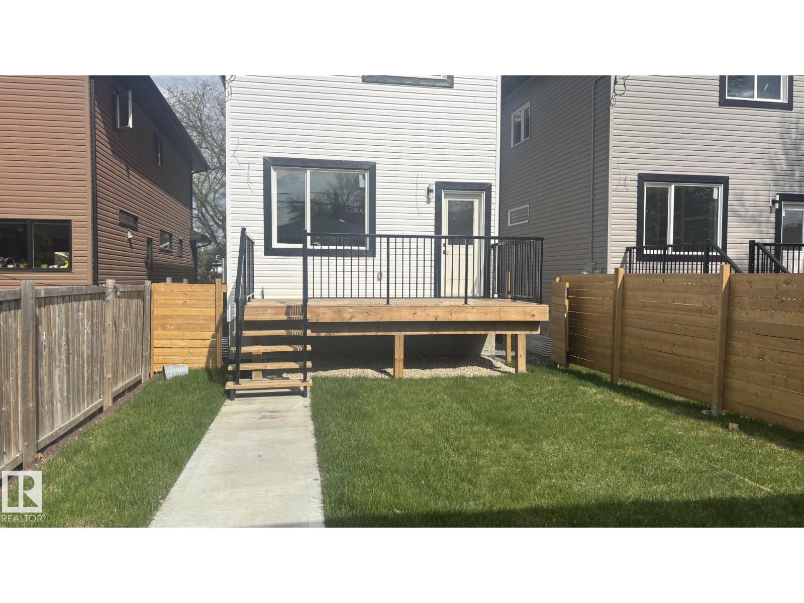 11140 126 ST E NW - 42