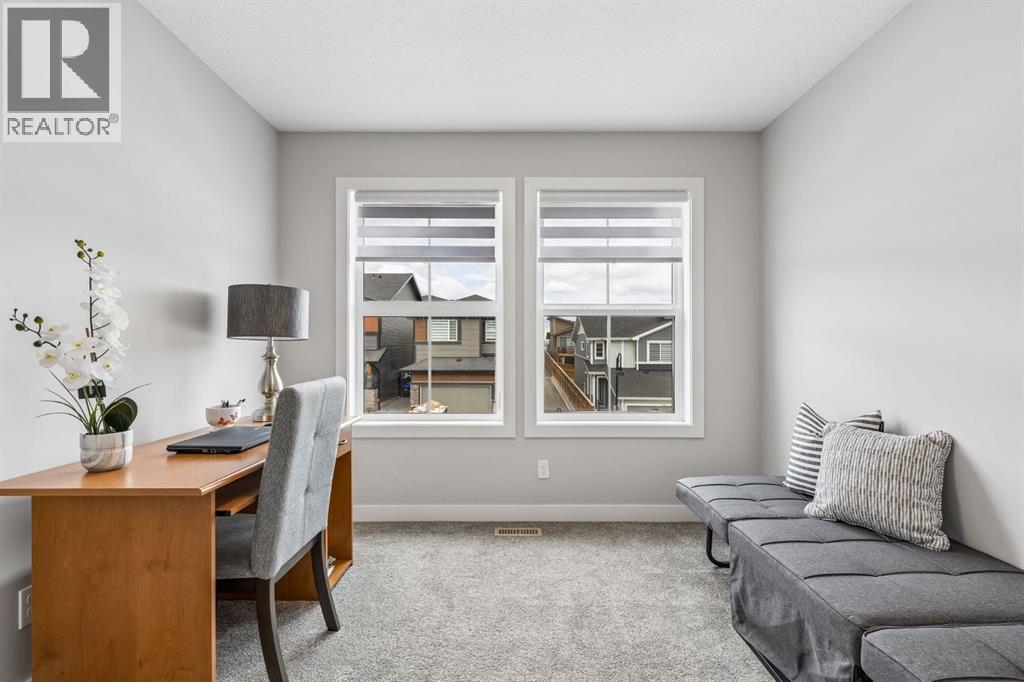 363 Precedence Hill, Cochrane