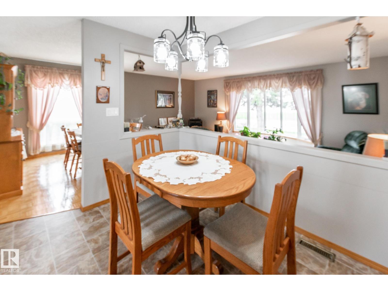 4611 Lakeshore DR - 10