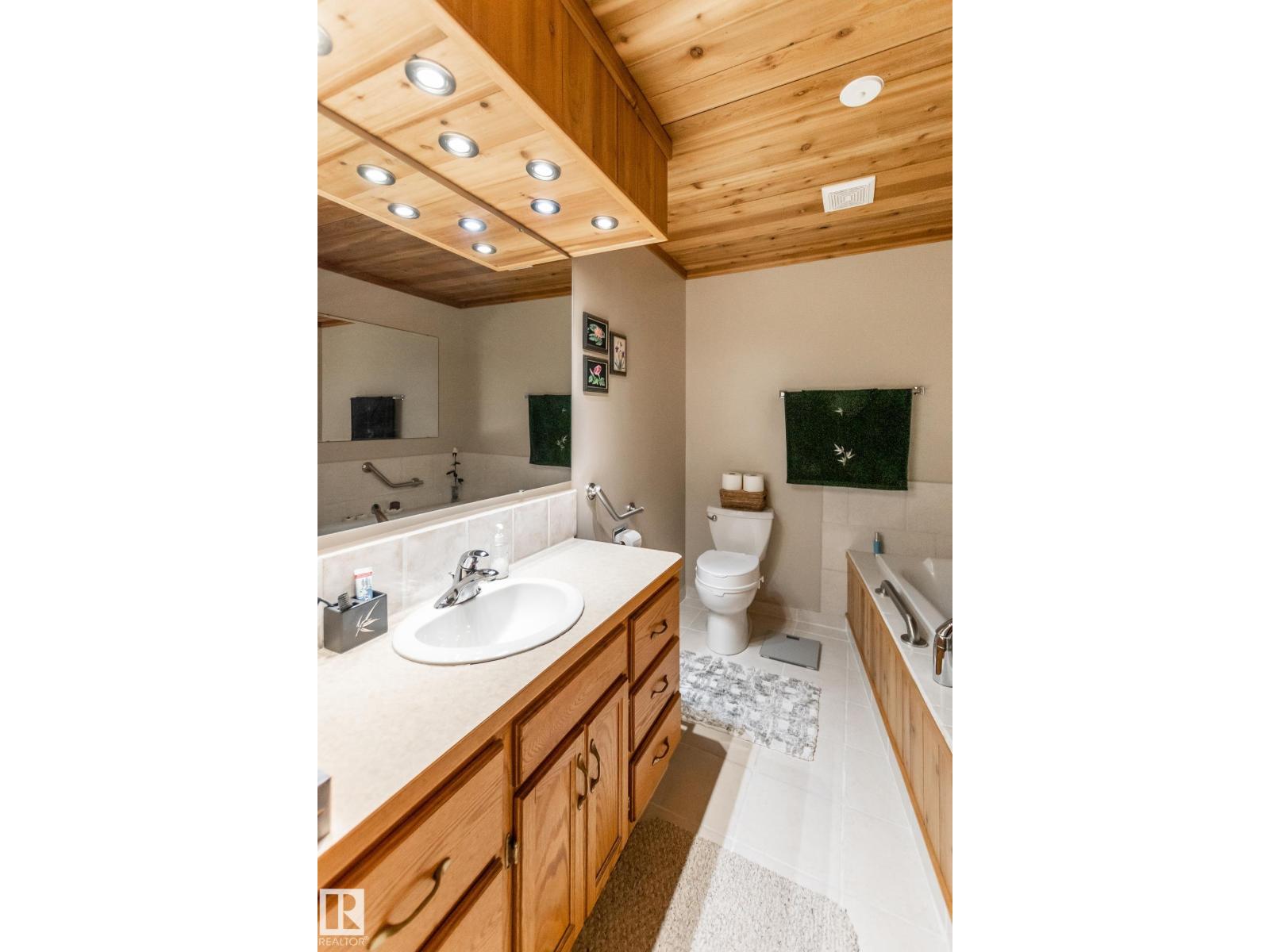 4611 Lakeshore DR - 18