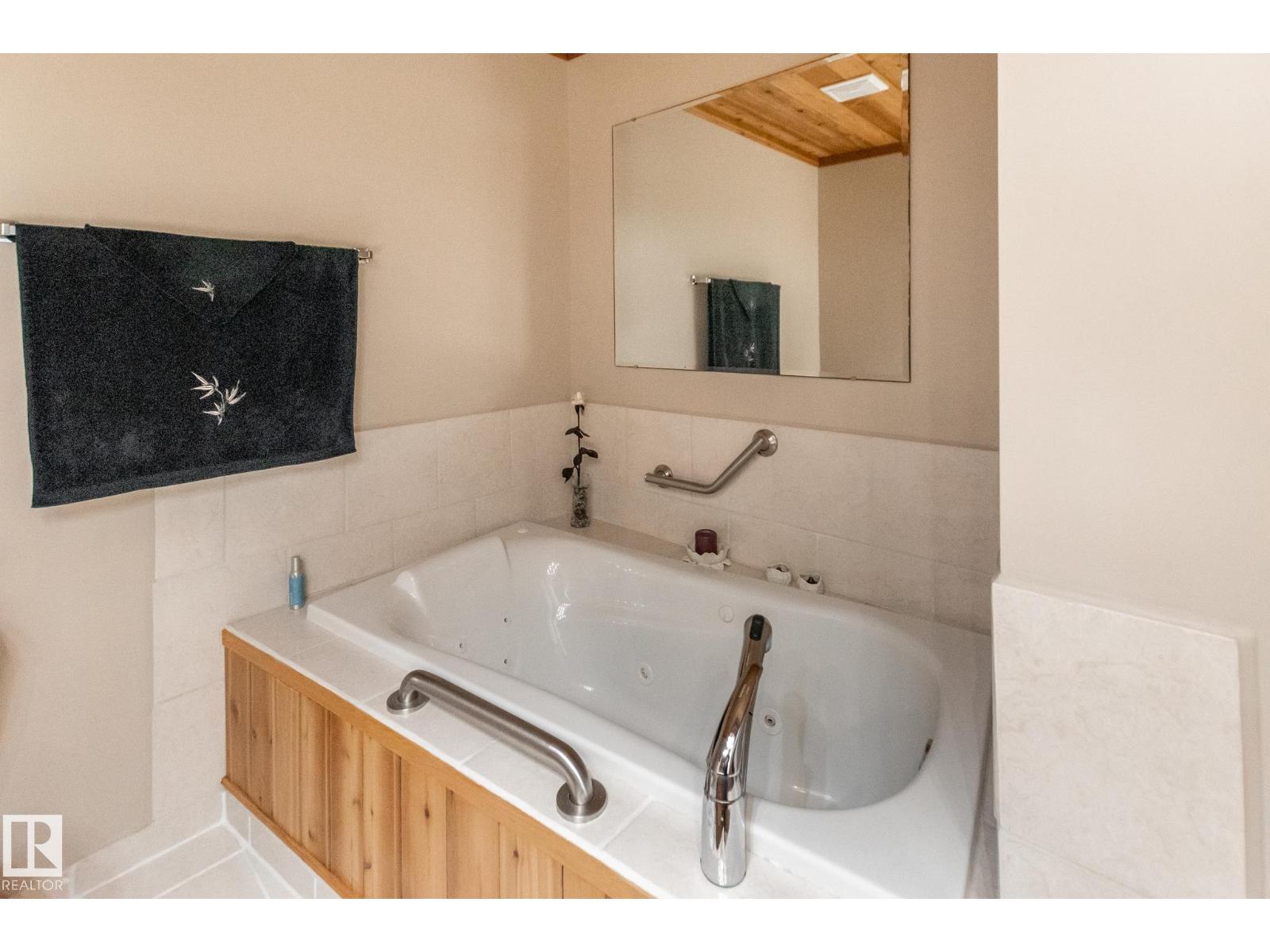 4611 Lakeshore DR - 19
