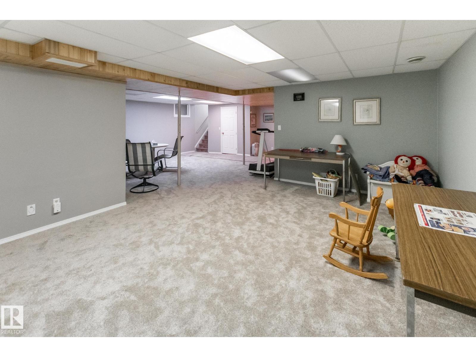 4611 Lakeshore DR - 26