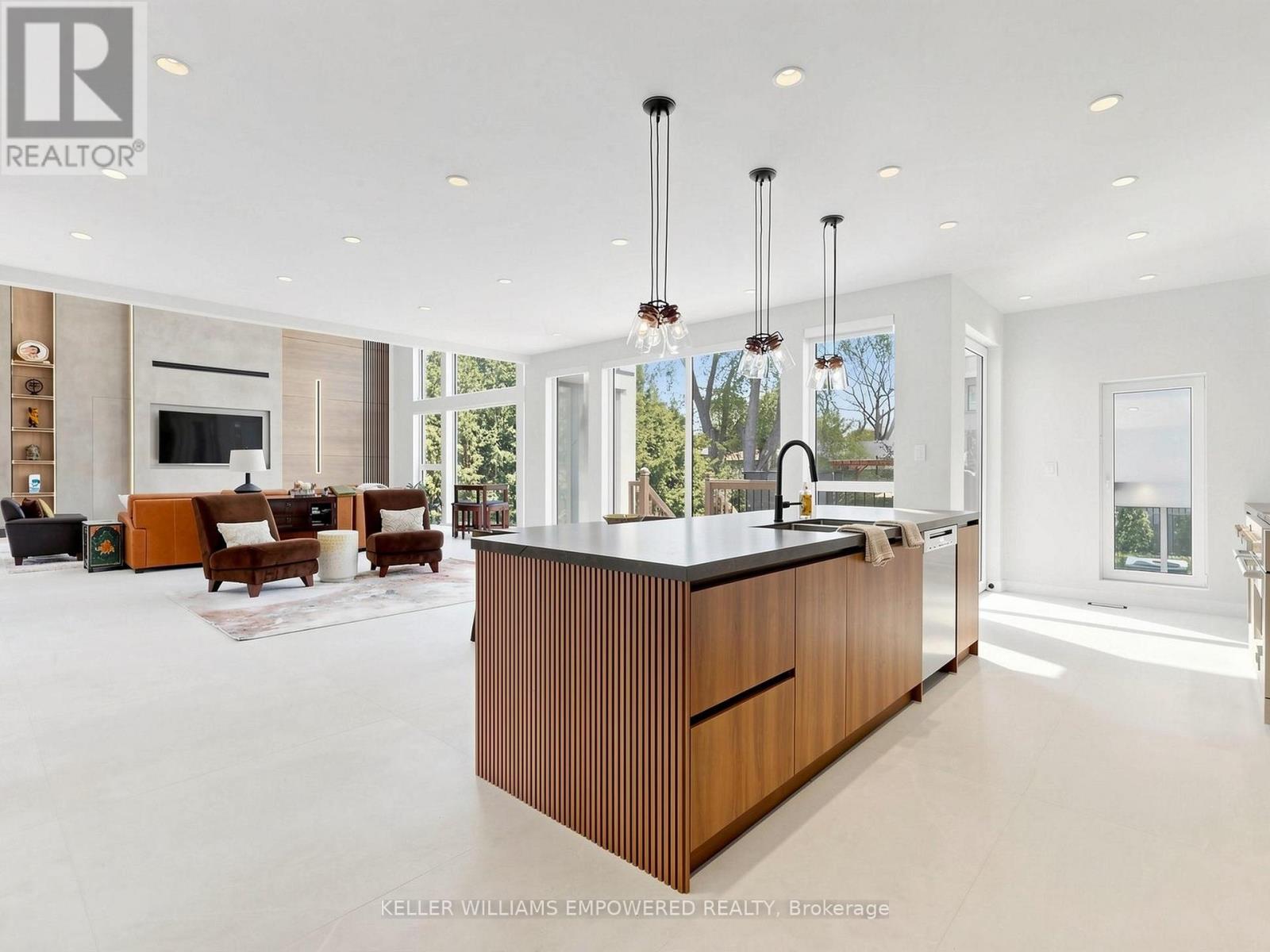 49 FERGUS AVENUE - 13