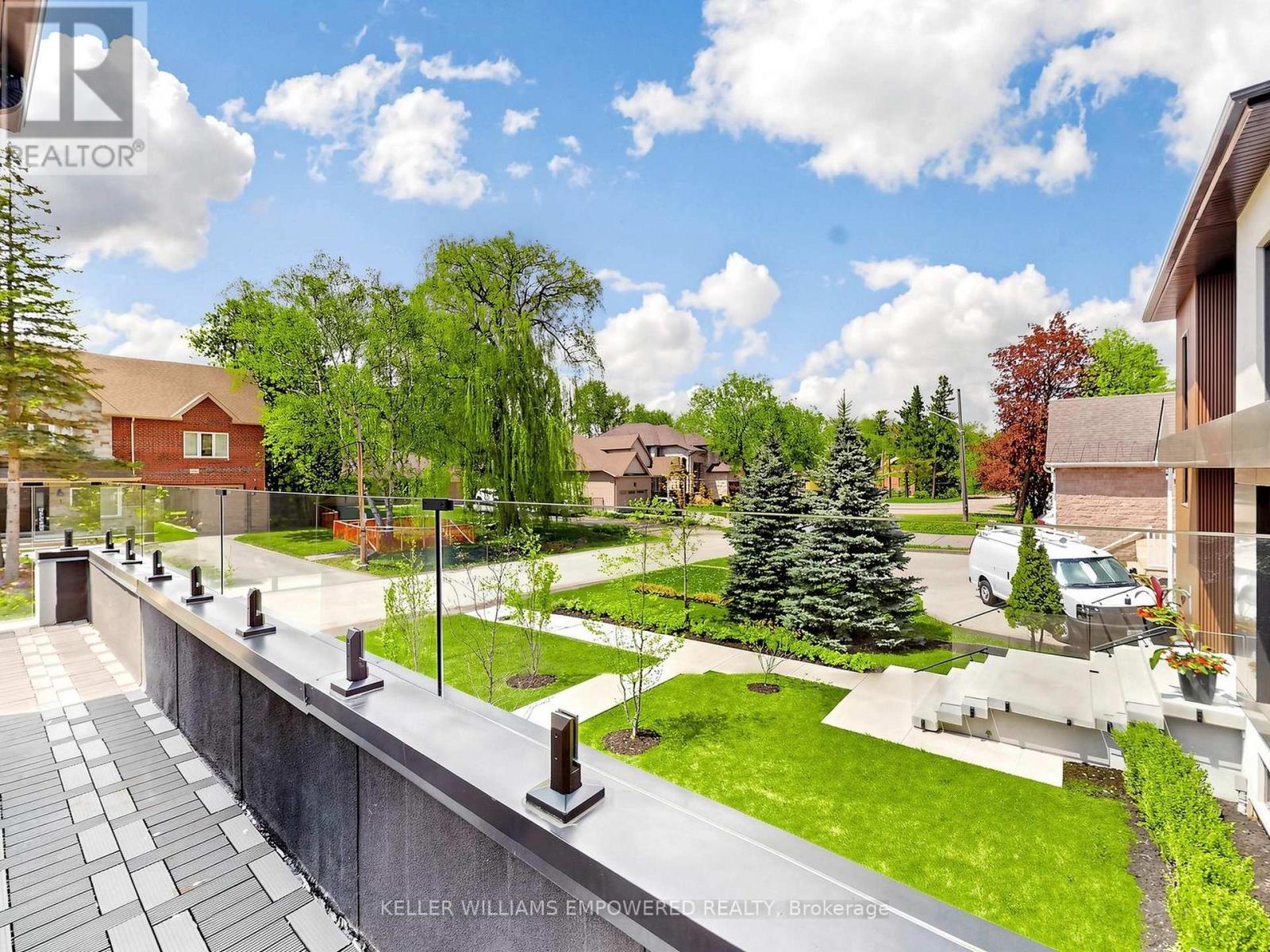 49 FERGUS AVENUE - 25
