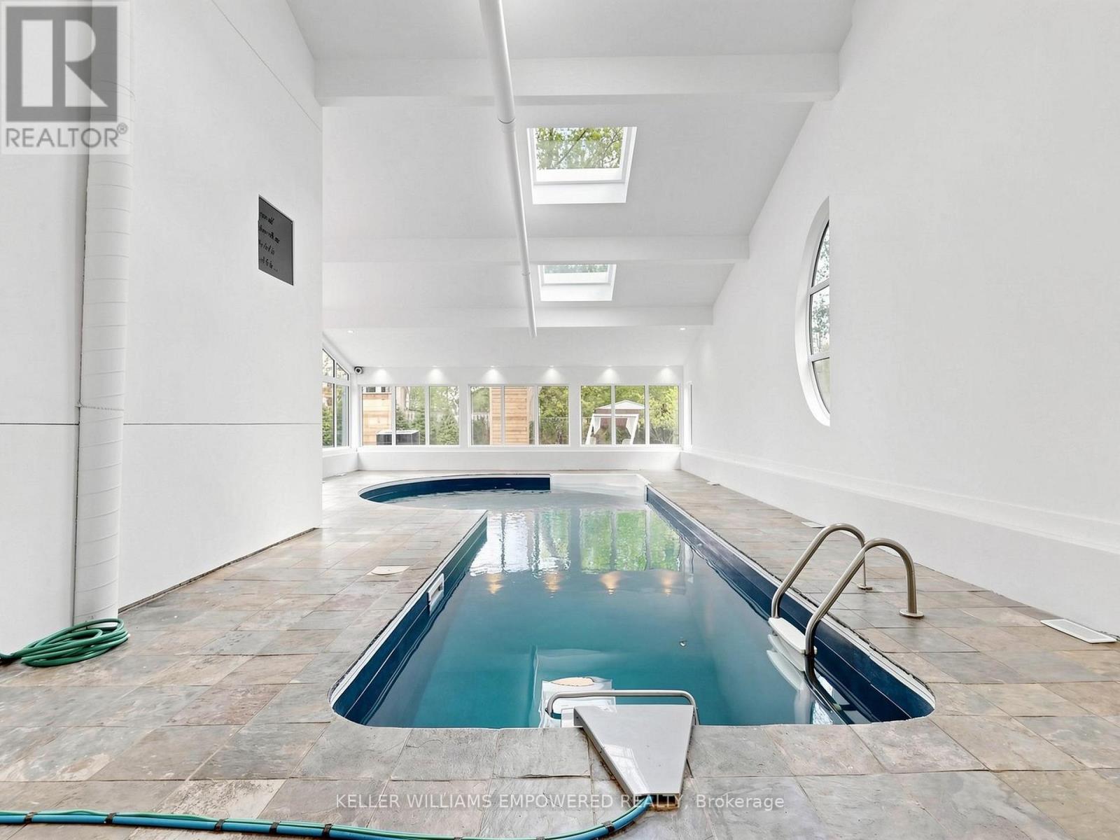 49 FERGUS AVENUE - 29