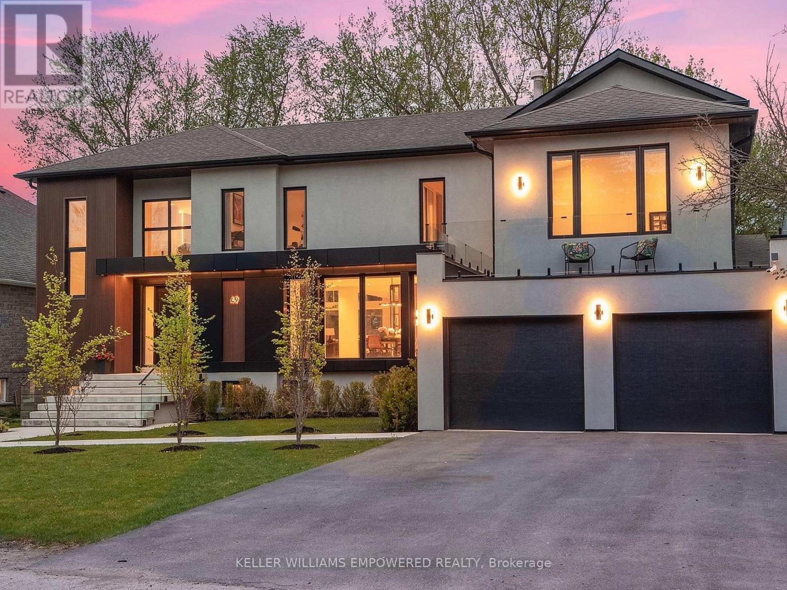49 FERGUS AVENUE - 44